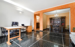 4 Bedroom Cozy Apartment In Genova